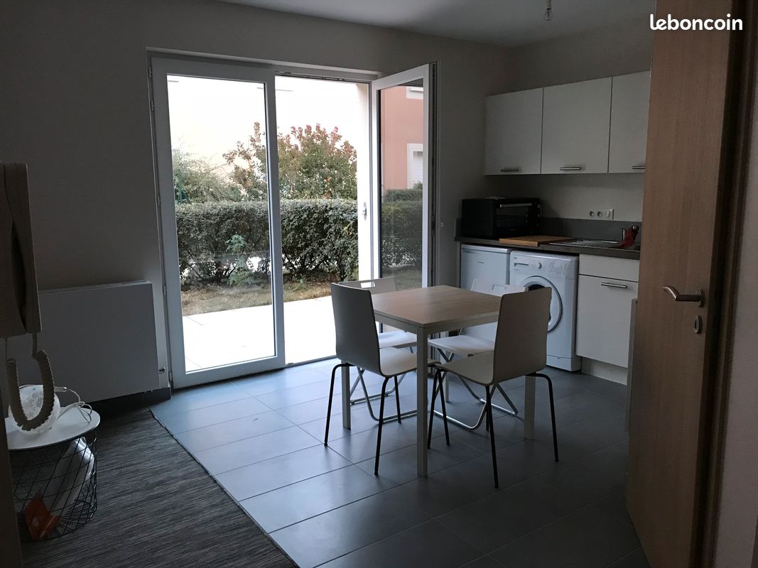 Appartement 1 pièce 25 m² · à Péron · 25 m² · 720 €/mois