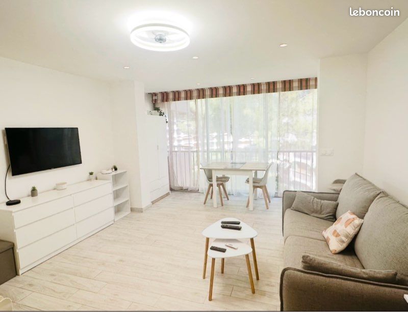 Appartement 1 pièce 24 m² · à Mandelieu-la-Napoule · 24 m² · 750 €/mois