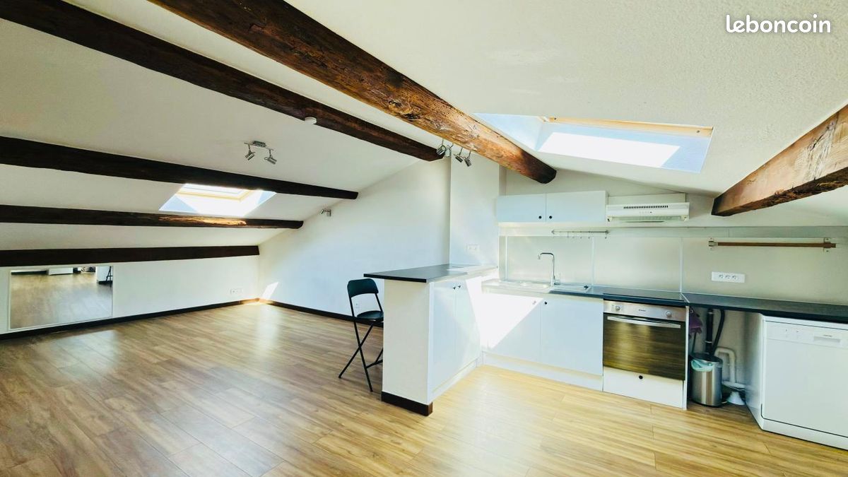 Appartement 2 pièces 61 m² · à Sète · 61 m² · 128 000 €