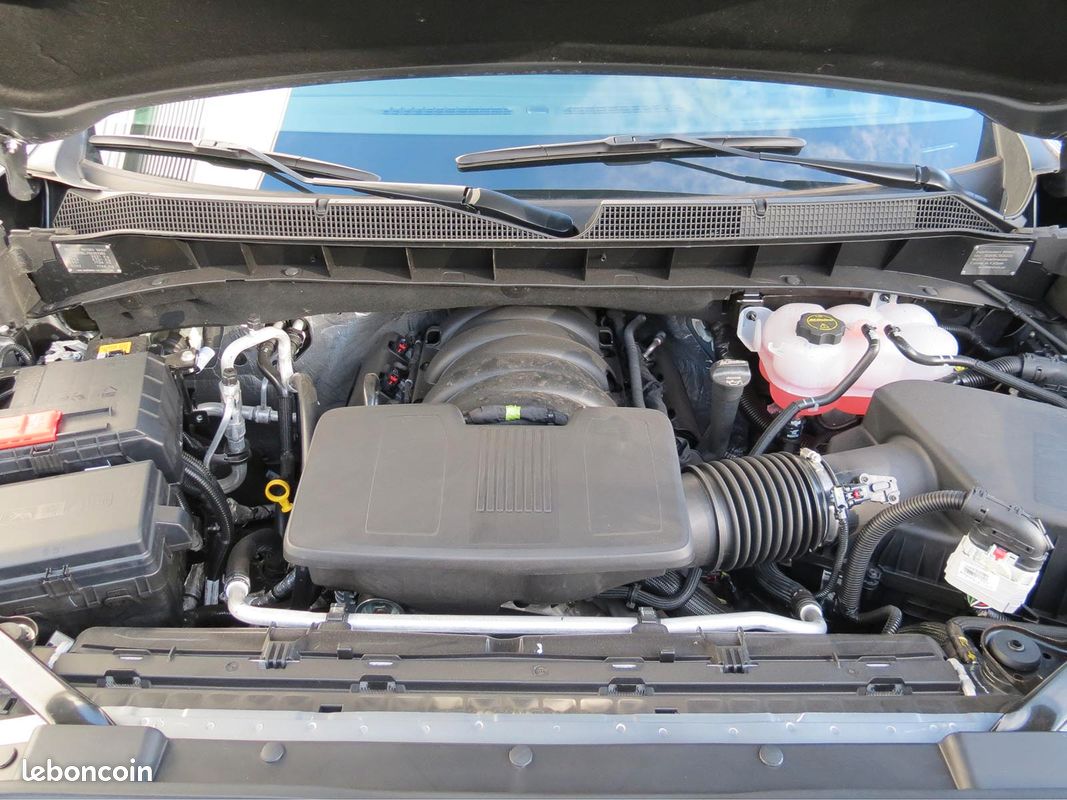 Chevrolet Silverado 1500 High Country 2025 (image 5)