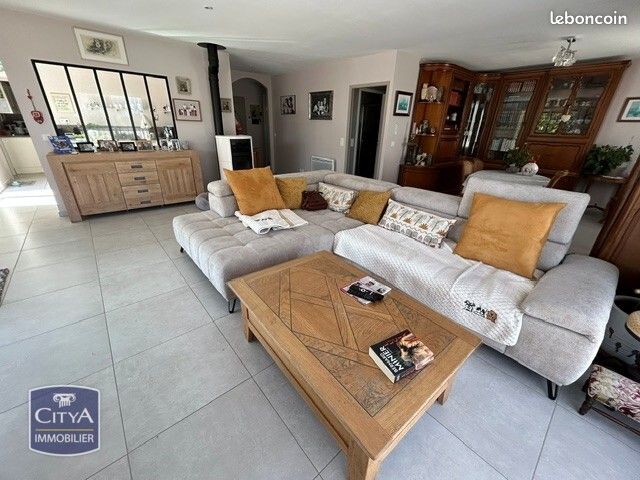 Maison 4 pièces 125 m² · à Ardillières · 125 m² · 320 000 €