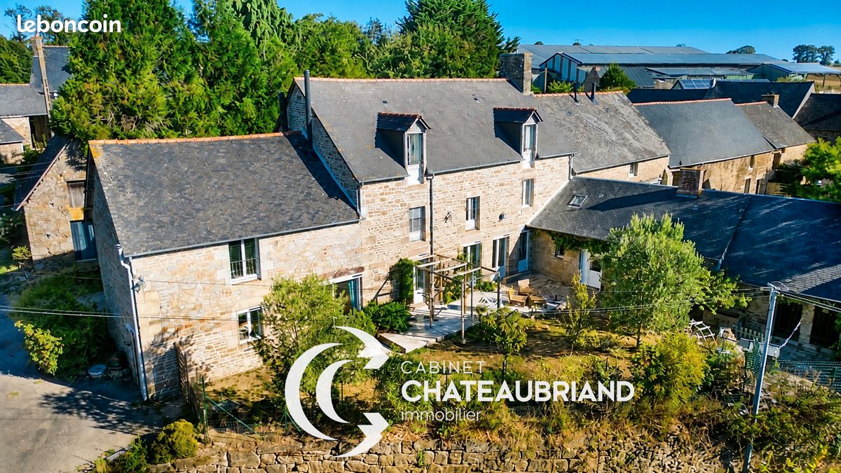 Maison 8 pièces 317 m² · à Noyal-sous-Bazouges · 317 m² · 408 720 €