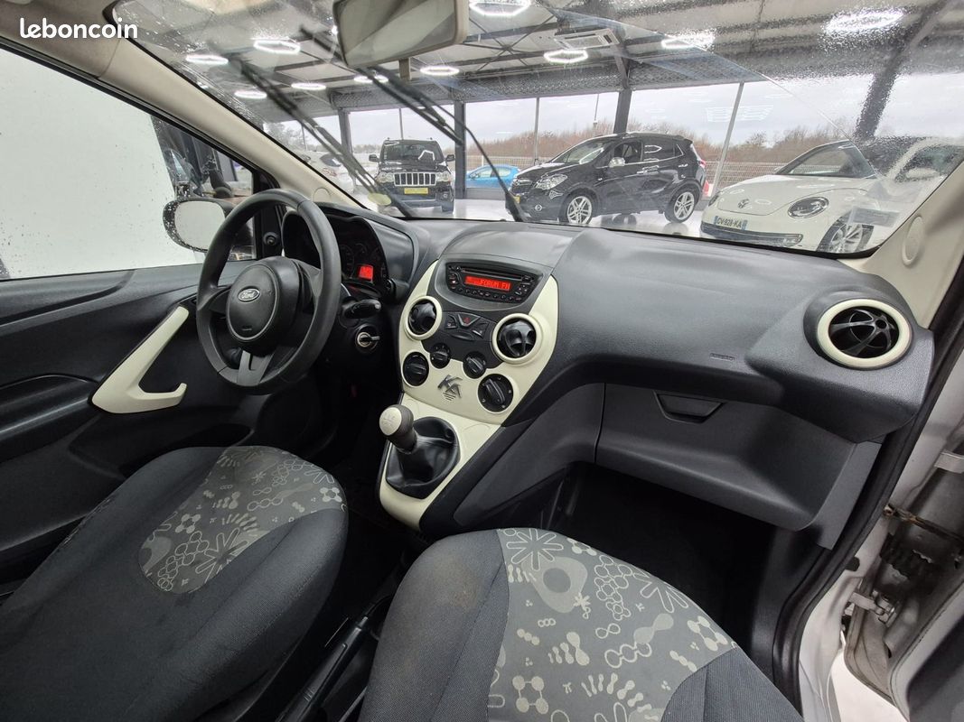 FORD KA 1.2 i 70 cv Trend (image 10)