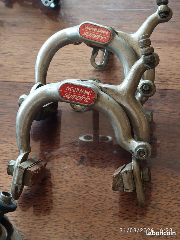 Lot Vintage Pièces De Frein Pour Vélo – Tiges Et étriers Acier Joblot