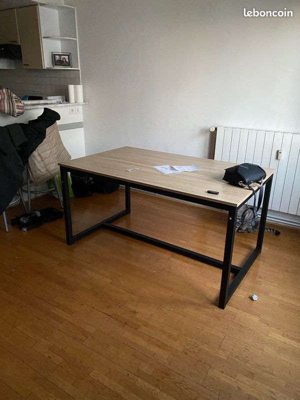 Table de salle à manger (image 1)
