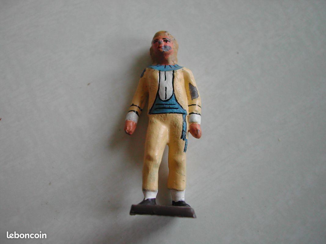 Figurine Ancienne En Plomb Peint - Marque CBG - Bon état