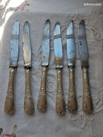 1 grand couteau CHRISTOFLE modèle MARLY métal