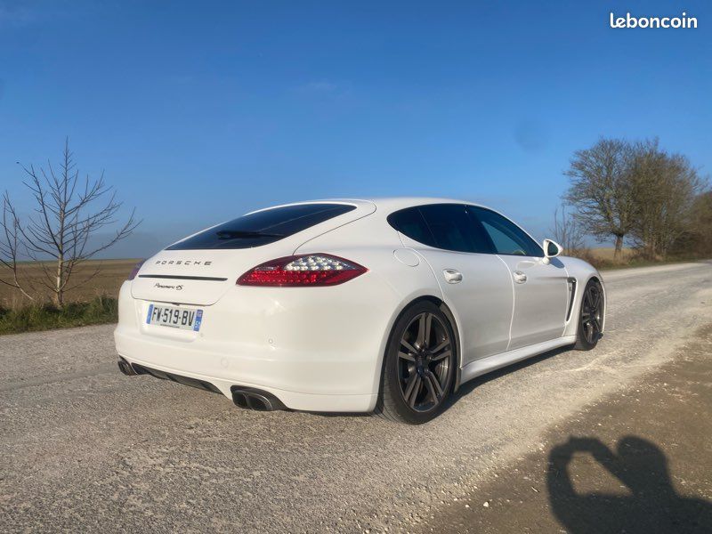 Panamera 4S (image 2)