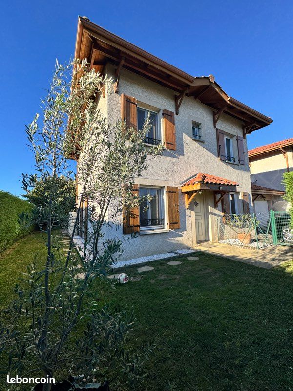 Maison 5 pièces 108 m² · à Charantonnay · 108 m² · 330 000 €