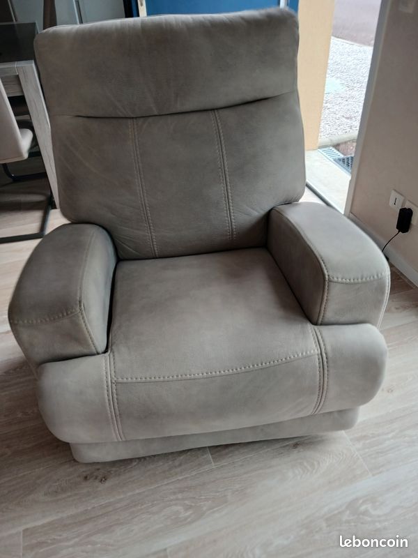 ORENSE - Fauteuil Relax Electrique Releveur Tissu Marron ORENSE - Fauteuil Relax Electrique Releveur Tissu Marron