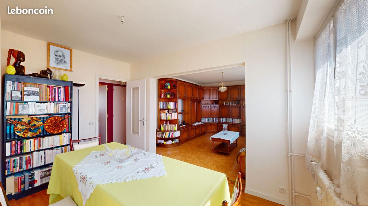 Appartement 5 pièces 77 m² · à Besançon · 77 m² · 99 000 €