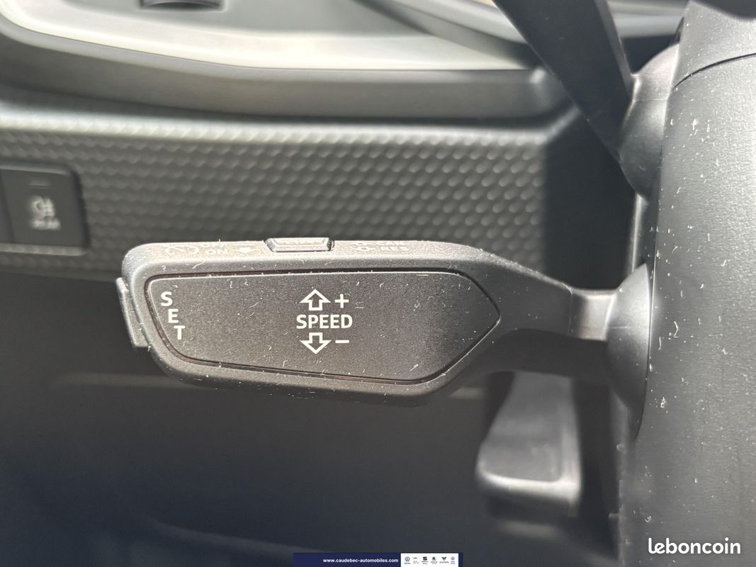 AUDI A1 Allstreet 35 TFSI 150 ch S tronic 7 Design Luxe (image 25)