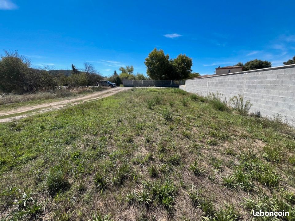 Terrain 445 m² Oraison · 100 000 €