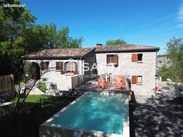 Propriété 5 pièces 120 m²