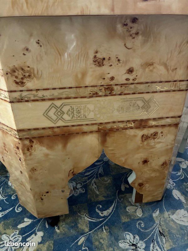 Table marocaine octogonal (image 1)