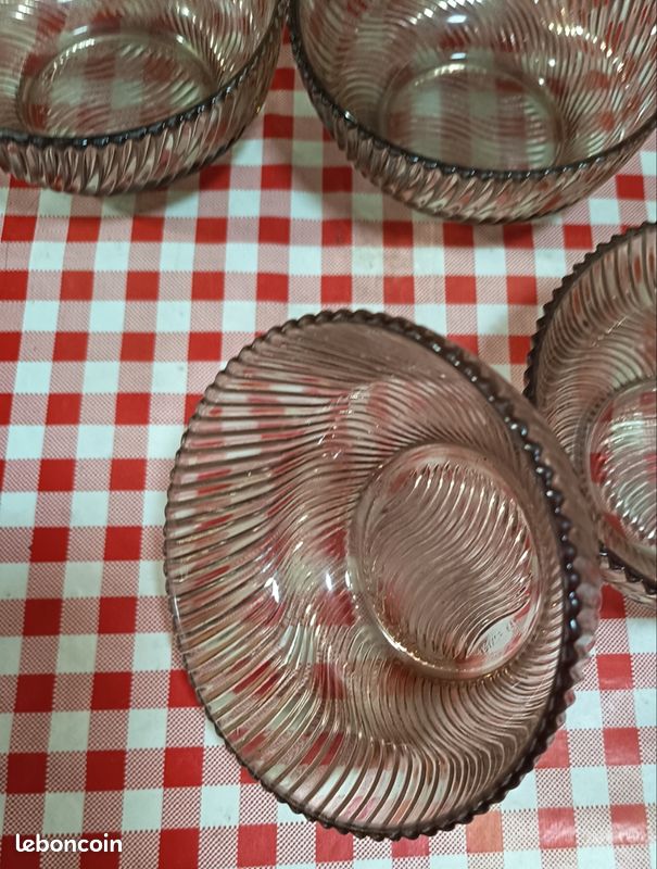 Lot de 6 coupelles. VINTAGE. VERRE ambré, torsadé. VEROPA (image 4)