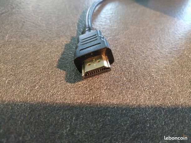 12€ - Adaptateur VGA - DVI D - pcpourtous