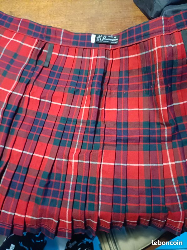 Kilt véritable Scotland f trathmore tartan 100% pure new wool , age 10 Ans 140 cm ce qui fait une taille de 70 cm (image 6)