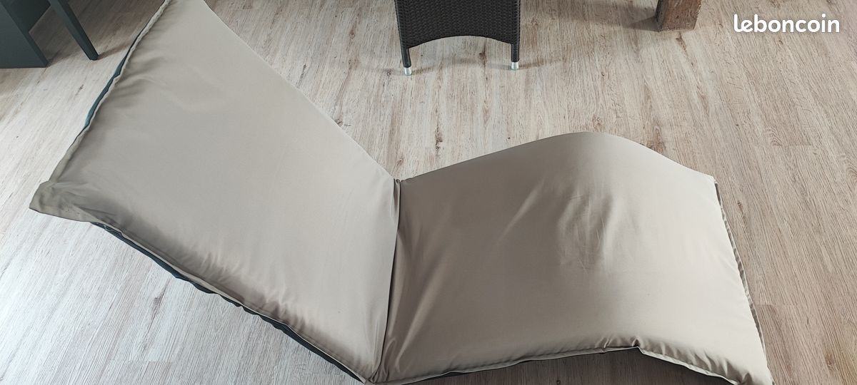 Bains de soleil pliables confortables – Très bon état (image 5)