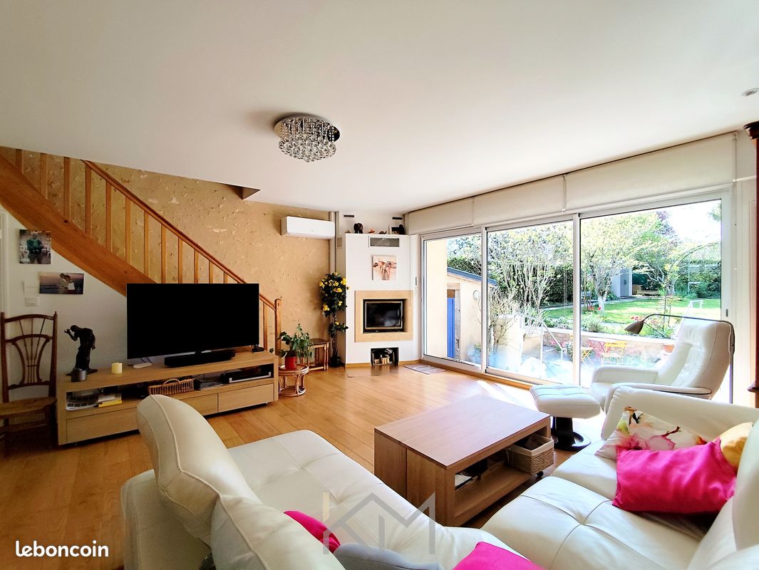 Maison 7 pièces 190 m² · à Poitiers · 190 m² · 367 500 €