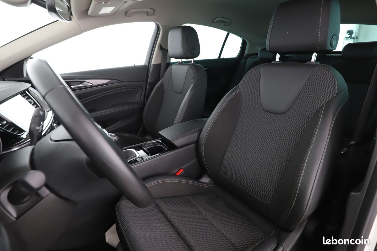 Opel Insignia Grand Sport 1.6 Diesel Innovation 136 ch (image 5)