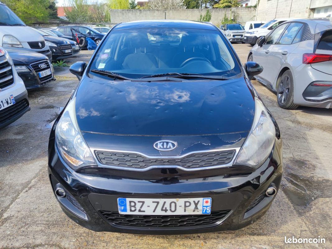 Kia rio 1.2 85 motion isg 2011 (image 6)