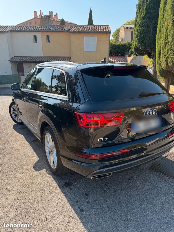 Audi Q7 (image 2)