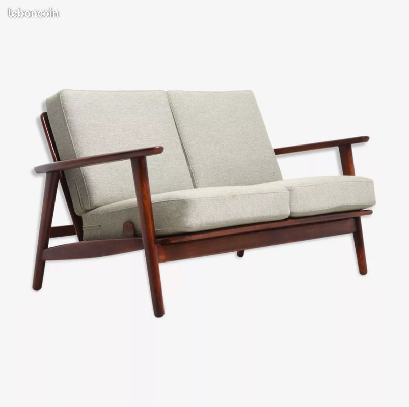 Canapé, 2 places gris et bois du célèbre designer danois Hans J.Wegner H67 x L126 x P75 (image 4)