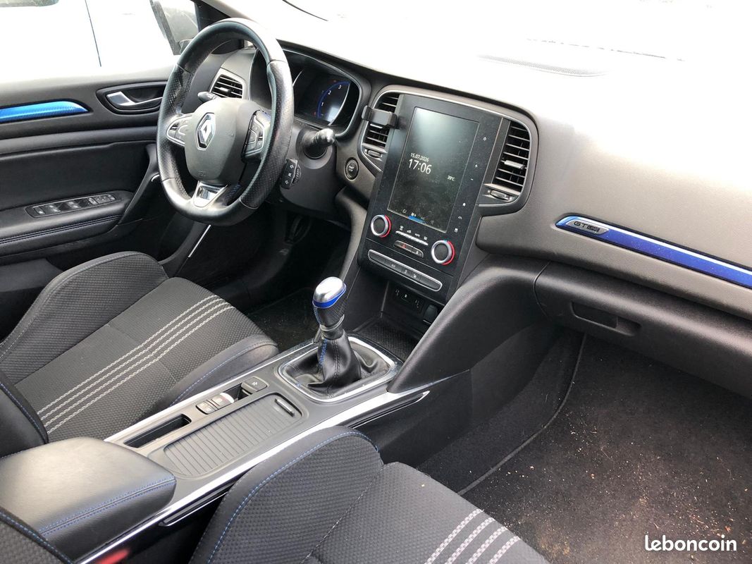 Renault Megane 1.2i 130 cv moteur HS sans procédure à vendre complète (image 5)