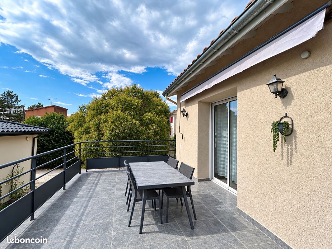 Appartement 4 pièces 75 m² · à Montélimar · 75 m² · 980 €/mois