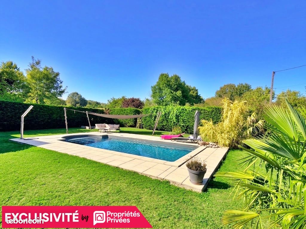 Maison 6 pièces 184 m² · à Camblanes-et-Meynac · 184 m² · 442 000 €