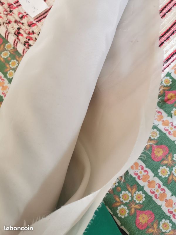 Rouleaux de tissu (image 11)