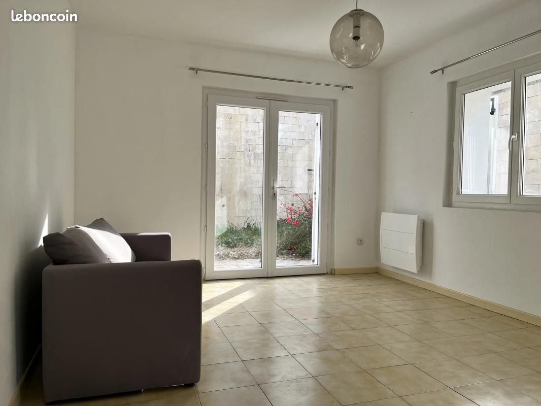 Appartement 2 pièces 43 m² · au Revest-les-Eaux · 43 m² · 700 €/mois
