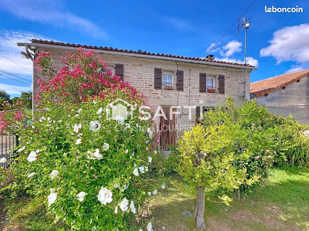 Maison 4 pièces 142 m² · à Migron · 142 m² · 115 000 €
