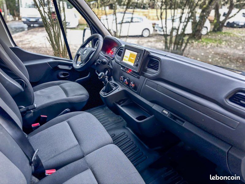 RENAULT MASTER FGN TRAC L2H2 BLUE DCI 135 GRAND CONFORT - TVA RECUP. - PRIX TTC - 11 658 HT - attelage - Gallerie (image 4)