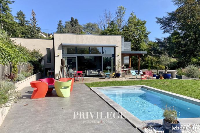Maison 5 pièces 190 m²