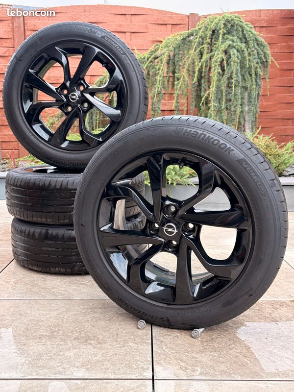 Original 16" Opel Corsa E / Adam Jantes et pneus M28 (image 1)