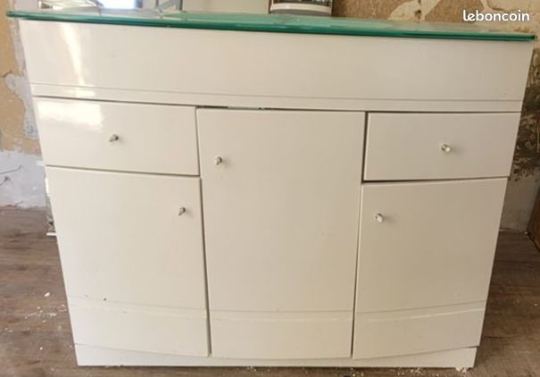 Meuble de salle de bain (image 1)