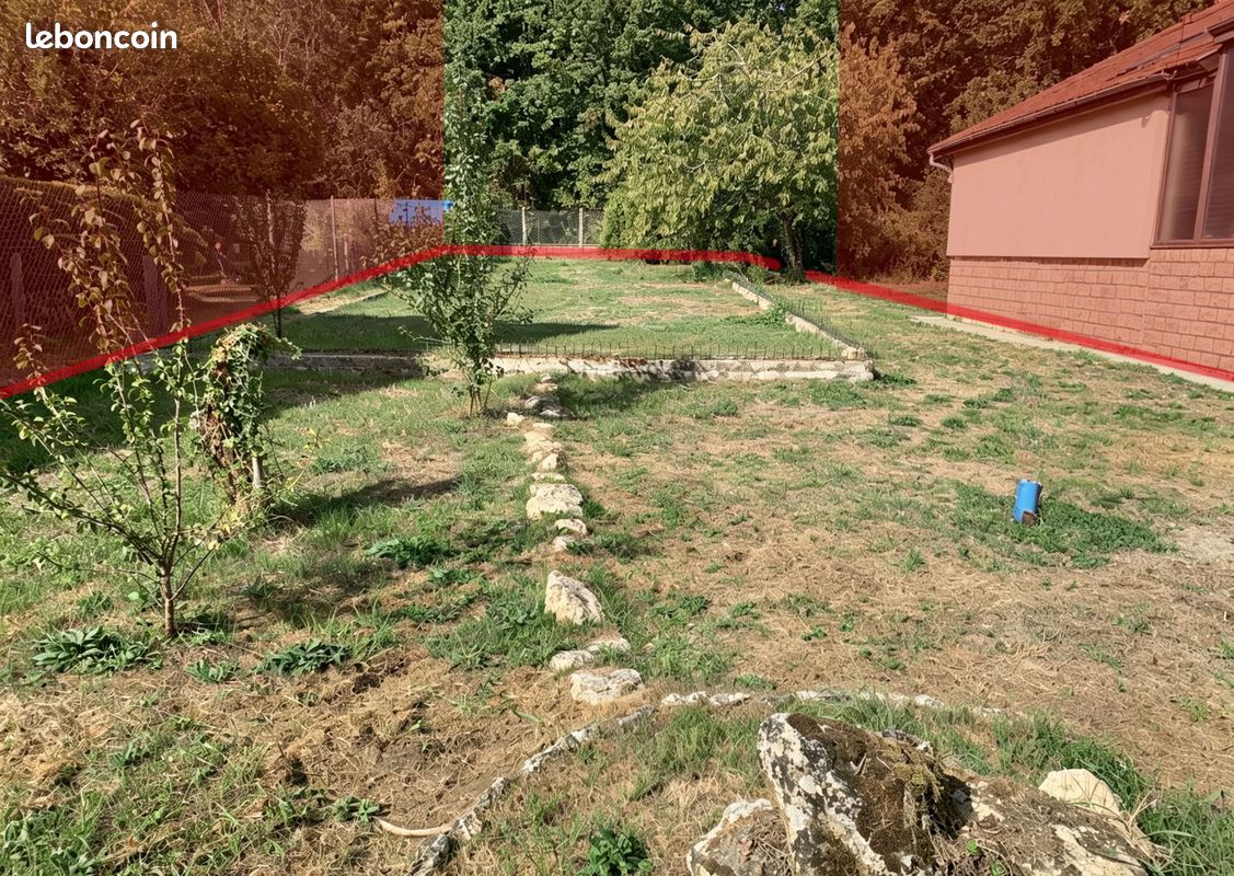 Terrain à vendre dans un secteur calme · à Saint-Germain-sur-École · 90 000 €