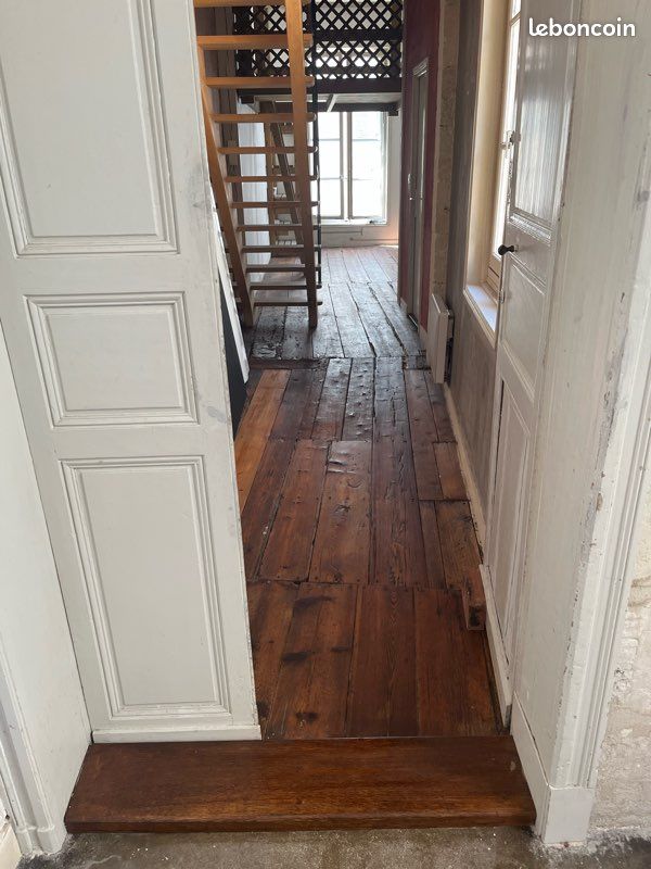 Appartement 4 pièces 90 m² · à Saintes · 90 m² · 860 €
