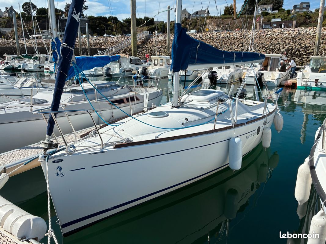 Beneteau First 211 — Vedi foto 1