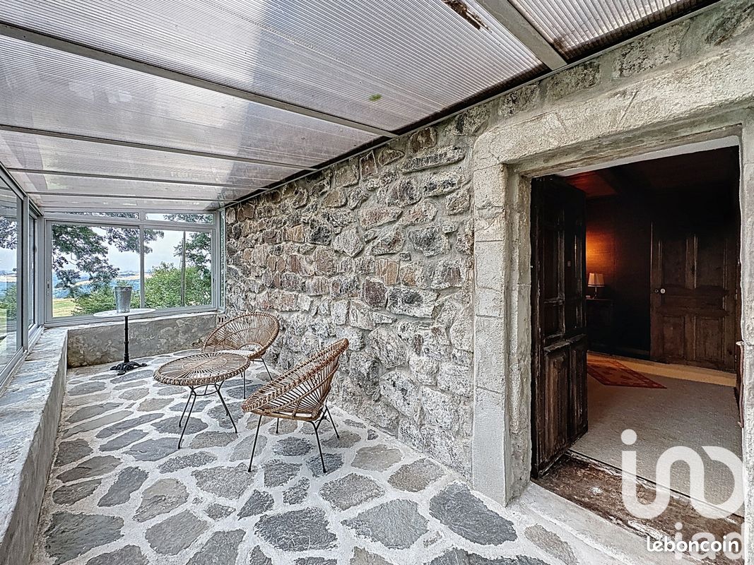 Propriété 8 pièces 275 m² (image 18)