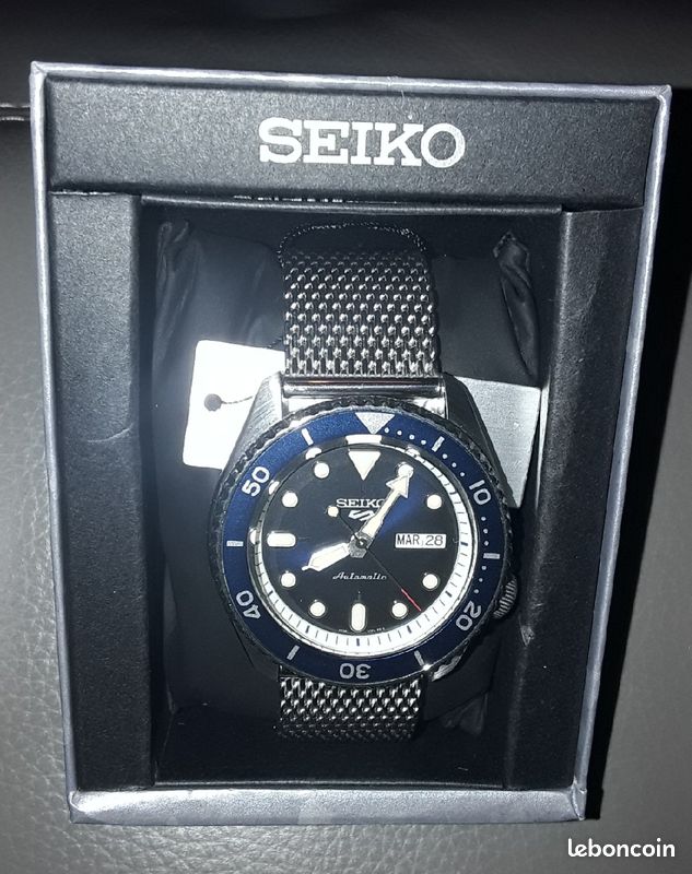 Seiko 5 sports SRPD71K1 cadran bleu bracelet maille Milanaise (image 1)