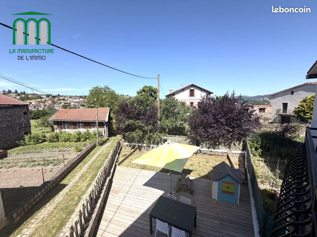 Maison 4 pièces 82 m² · au Chambon-Feugerolles · 82 m² · 149 900 €