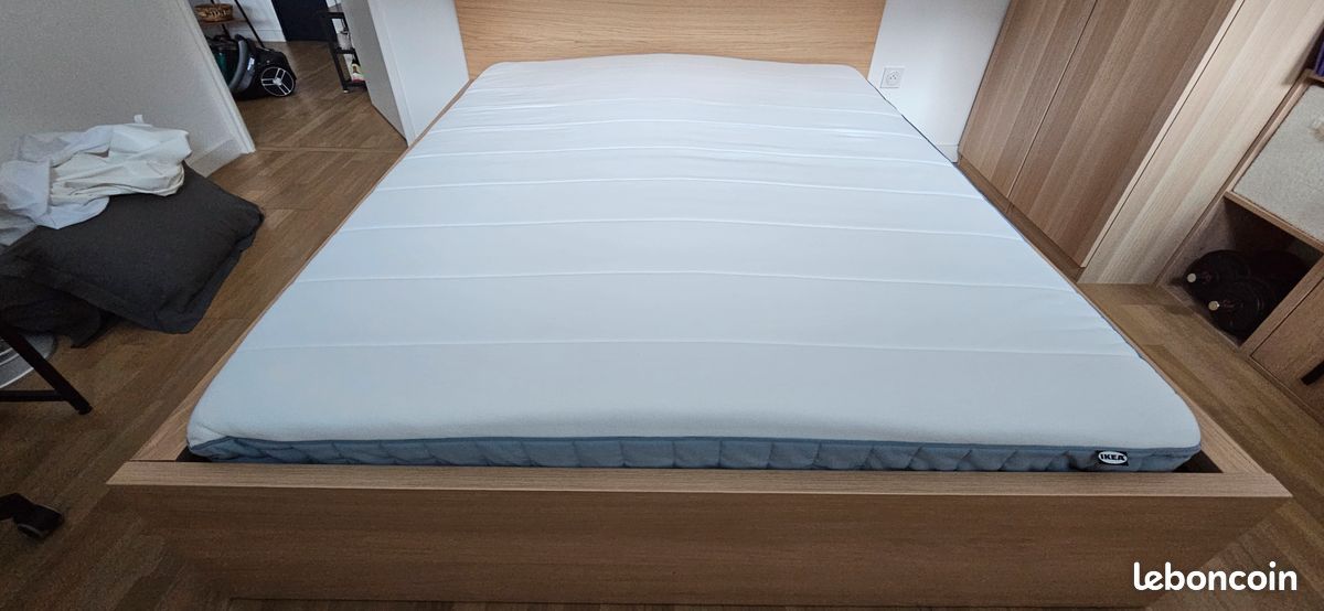Matelas IKEA VESTERÖY 160x200 ressorts ensachés mi-ferme (image 1)