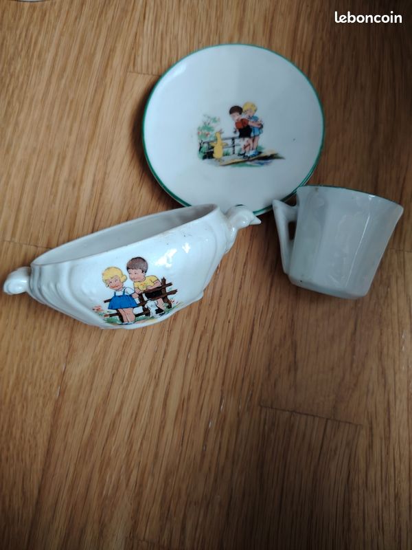 Service à Café Dinette Pour Poupées - Plastique - Jeu D'imitation 5-7 Ans - Occasion