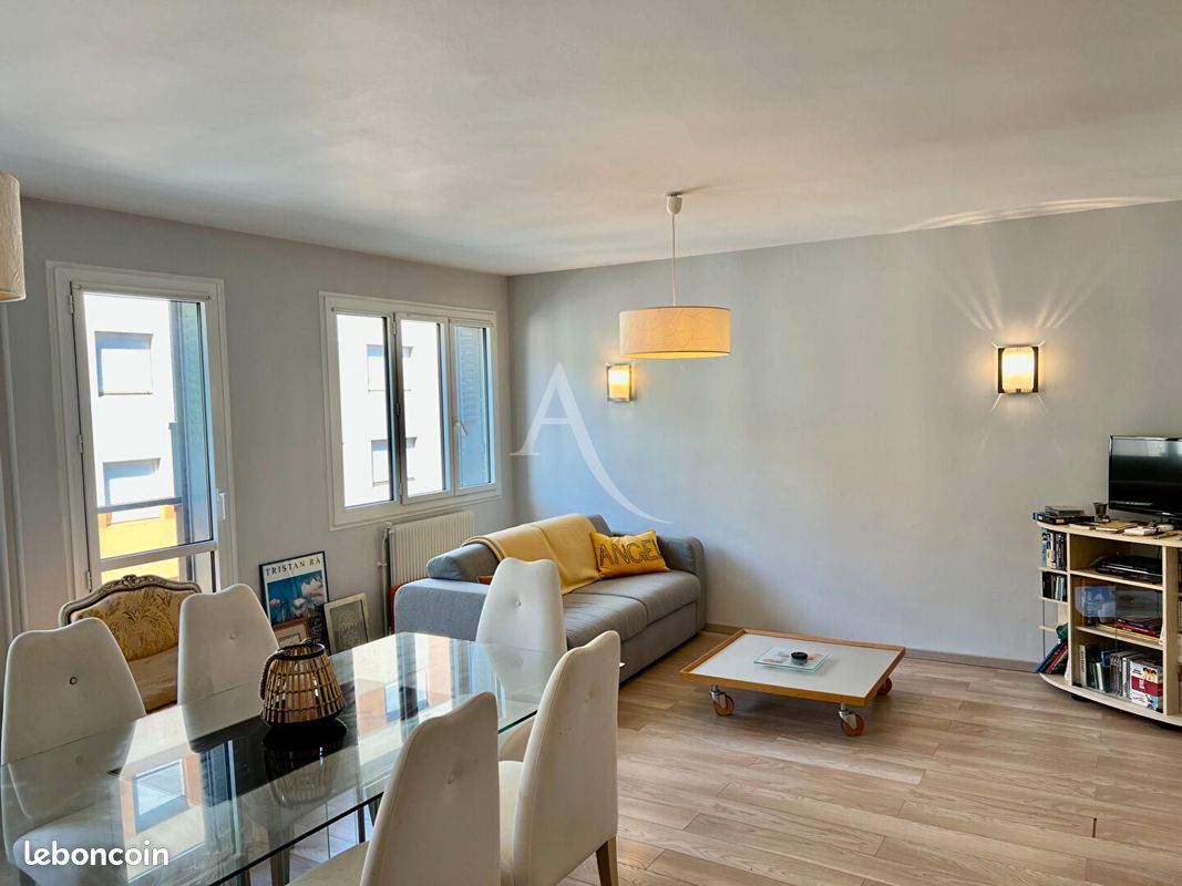 Appartement 3 pièces 82 m² · à Clermont-Ferrand · 82 m² · 169 000 €