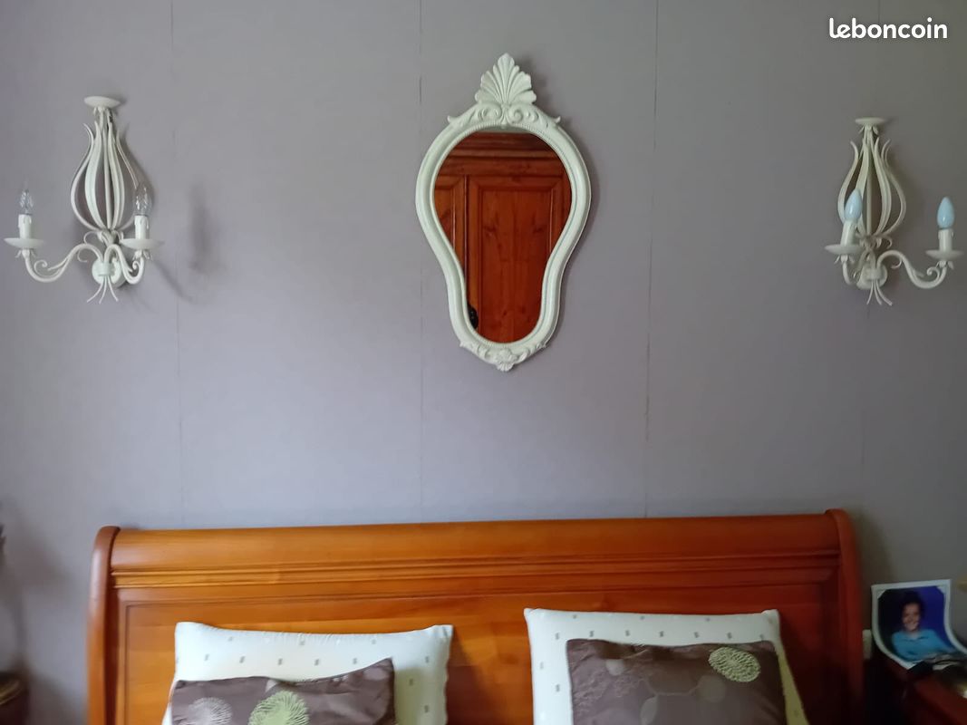 Vends miroir et appliques murales (image 1)