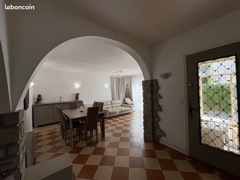 Maison 4 pièces 120 m² · à Fréjus · 120 m² · 695 000 €