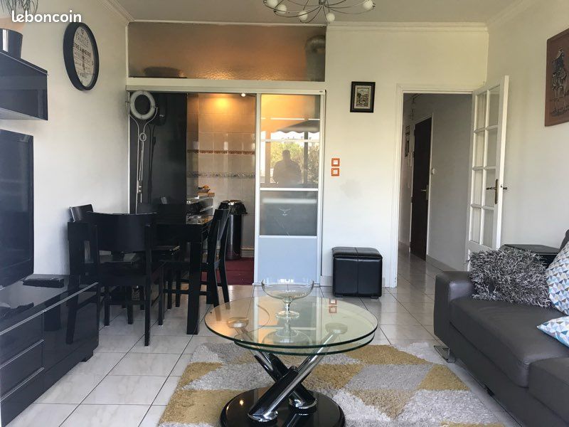 Location F3, 50 m2, meublé 1250 euros (image 2)